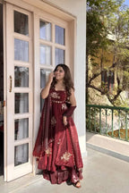 Sleeveless Fendy Silk Ethnic Wear Set