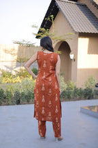 Sleeveless Cotton Pant Suit