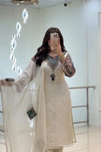Off-White Banarasi Handwork Kurta Set