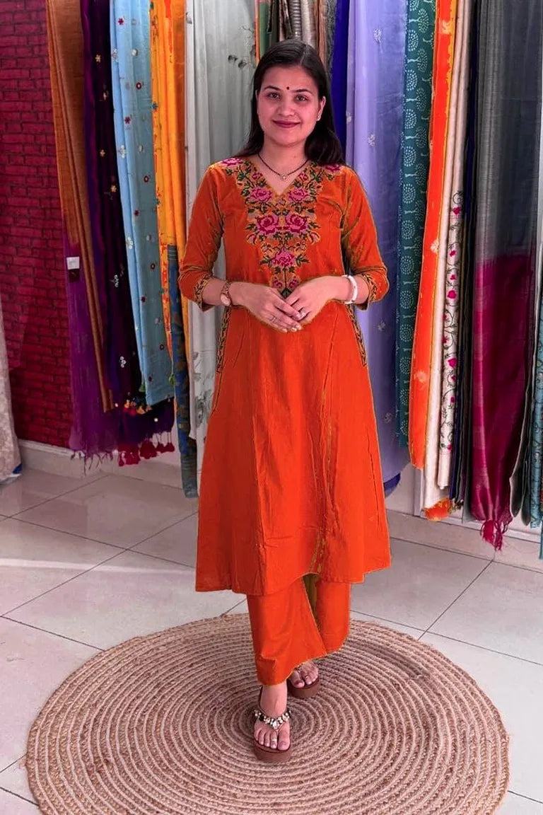 Pastel desgins Kurti
