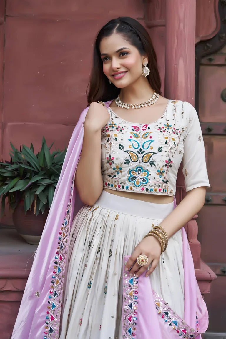 Contrast Dupatta White Lehenga Choli