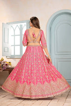 Embroidered Elegance Echo