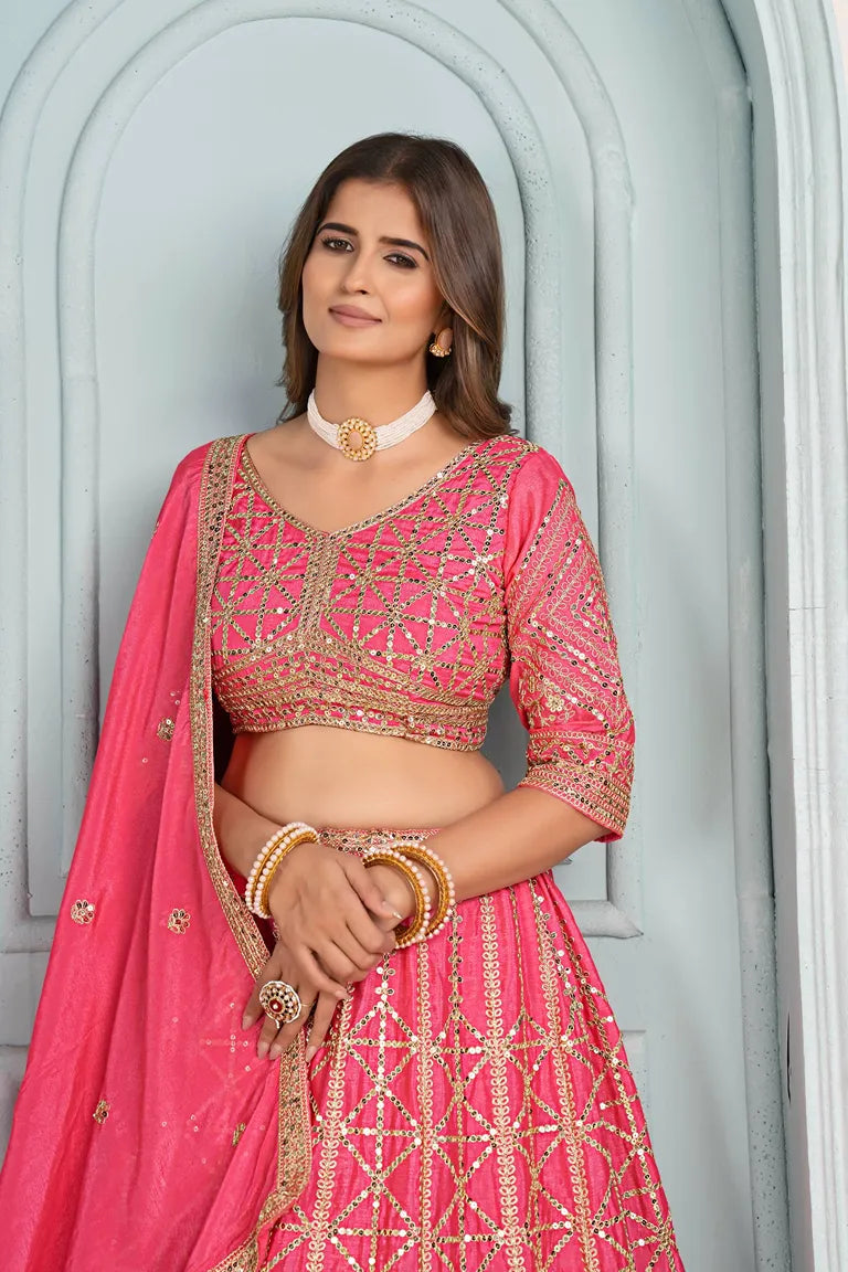 Embroidered Elegance Echo