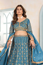 Embroidered Elegance Echo