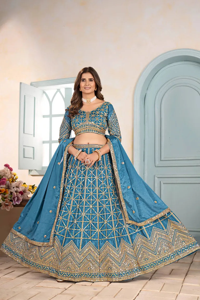 Embroidered Elegance Echo