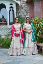 Contrast Dupatta Festive Lehenga-choli