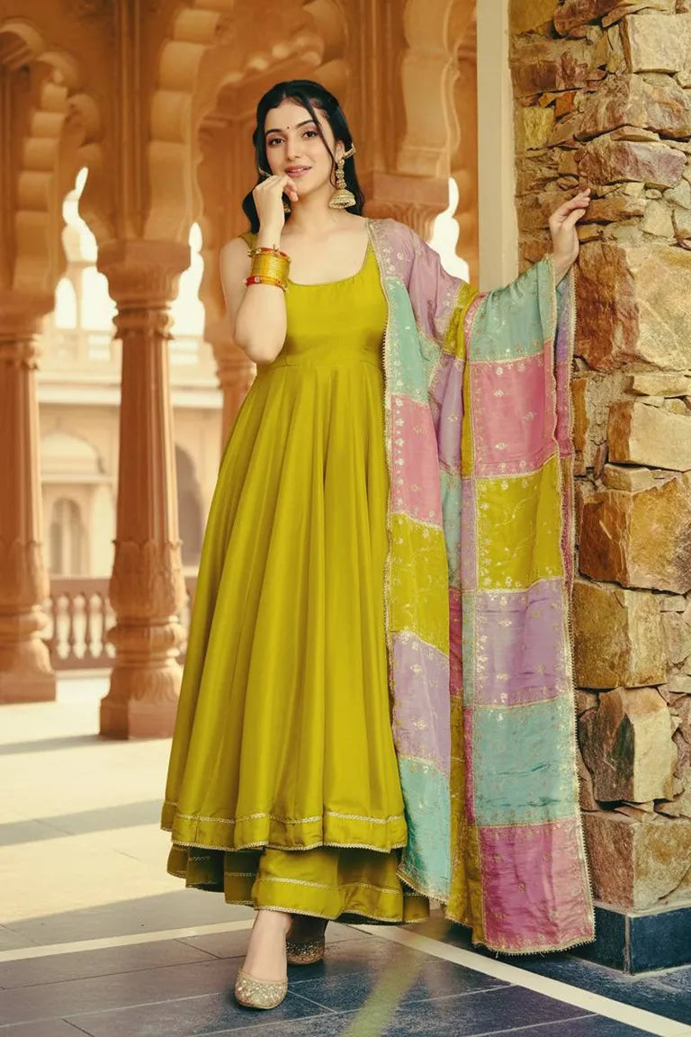 Mustard Mosaic Chant