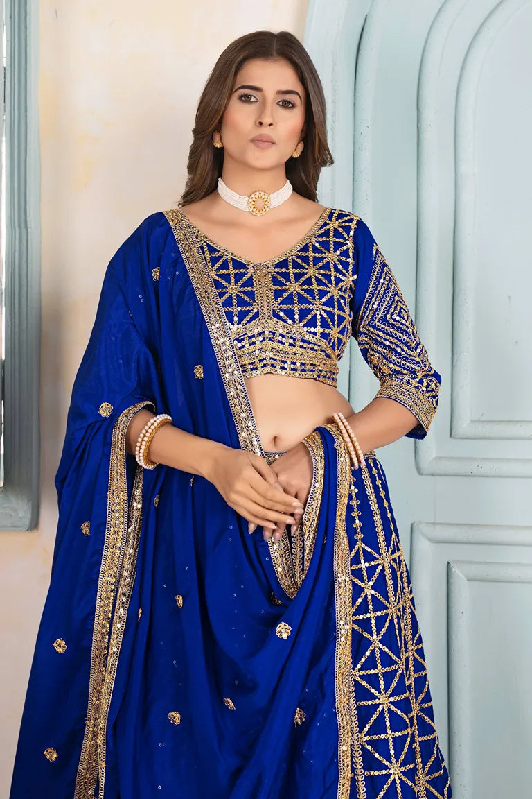 Embroidered Elegance Echo
