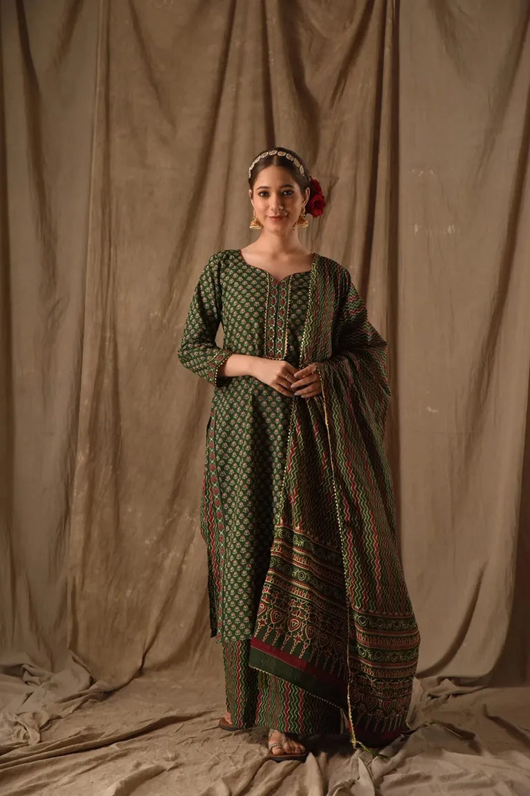 Green Grace Gleam