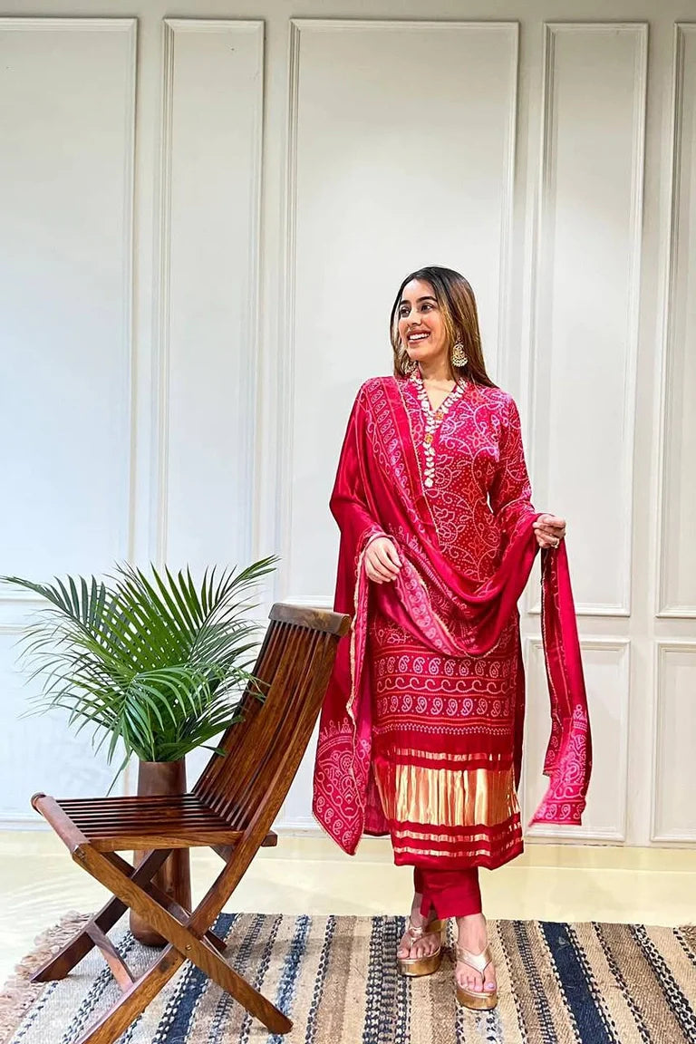 Gulab Gharana Set