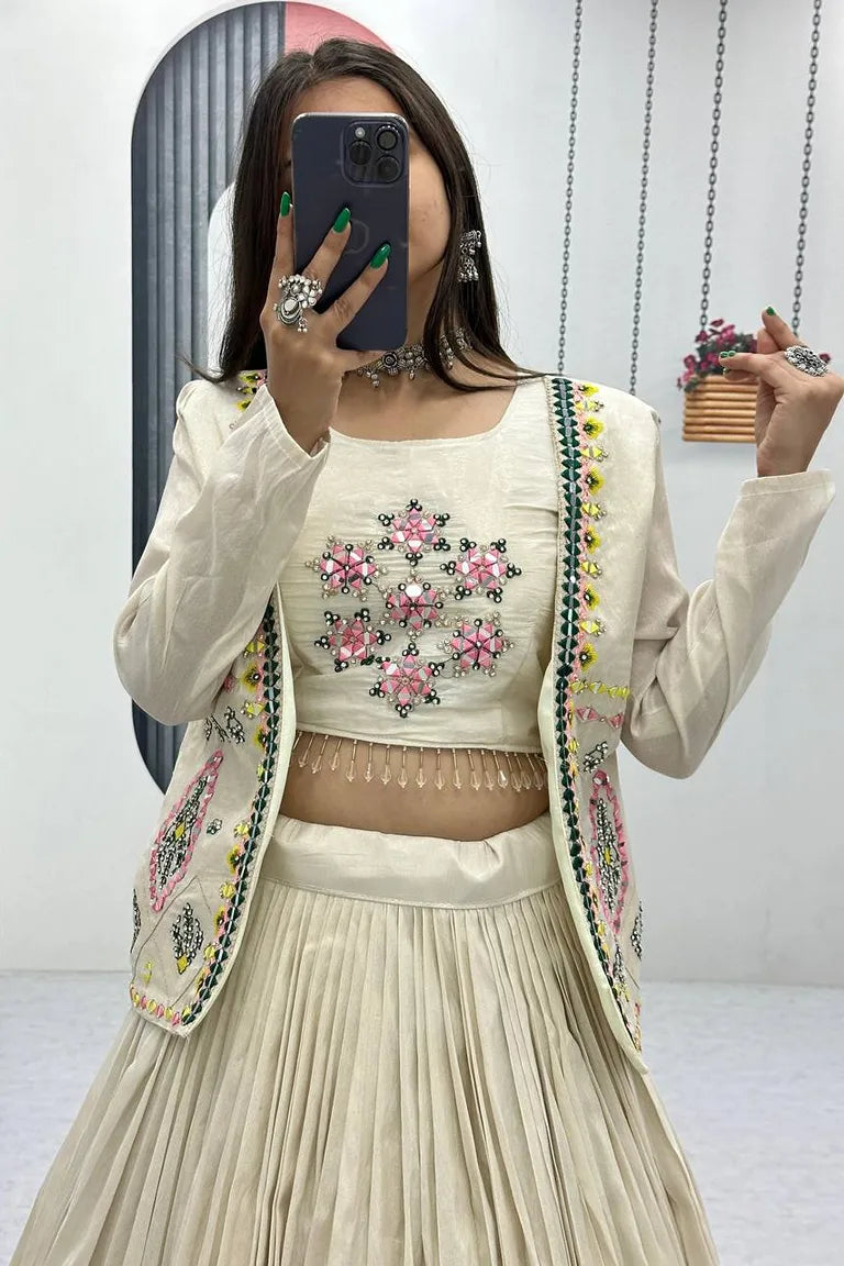 Beadscroll Courtyard Grace